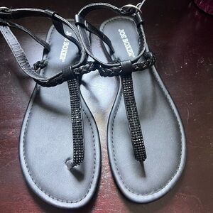 New sandals size 7